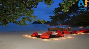 تفریحات شبانه لنکاوی